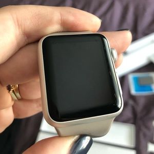 SERIES 1 , SILVER APPLE WATCH